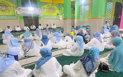 SMKN 1 Kotabaru Gelar Batamat Al-Qur’an dan Buka Puasa Bersama Keluarga Besar Sekolah