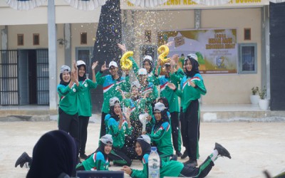 Lomba Senam Anak Indonesia Hebat (SAIH) Warnai Kemeriahan HUT ke-62 SMK Negeri 1 Kotabaru