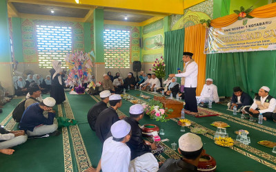 SMKN 1 Kotabaru Gelar Peringatan Maulid Nabi Muhammad SAW Bersama Seluruh Warga Sekolah