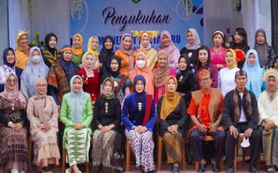 SMKN 1 Kotabaru Laksanakan Upacara Hari Pendidikan Nasional dan Pengukuhan Siswa Kelas XII Tahun 2026 dengan Khidmat dan Penuh Haru